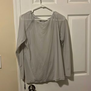 EUC Lululemon If You’re Lucky Long Sleeve Tee II in size 6